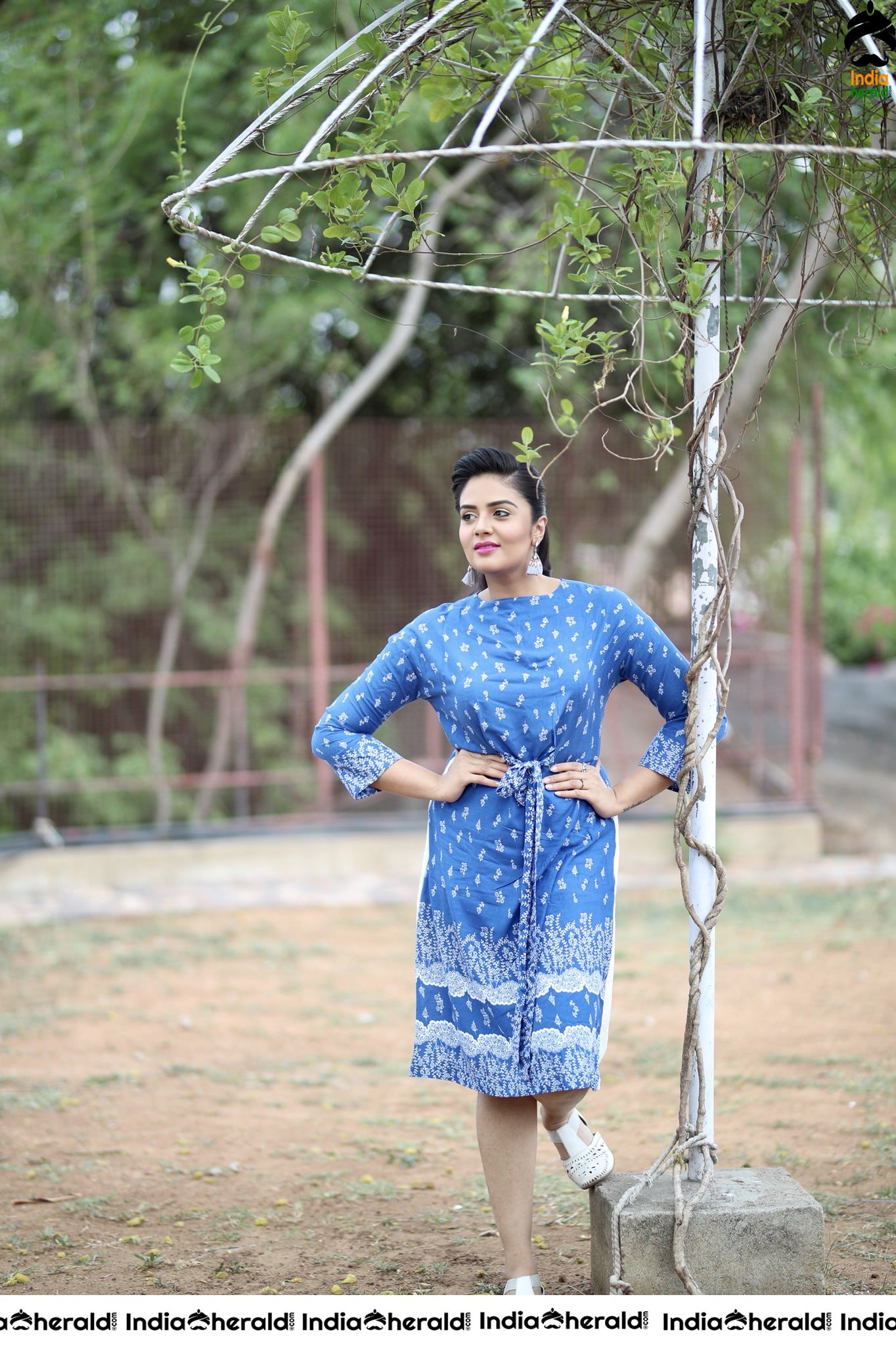 Sreemukhi Latest Mesmerizing Photoshoot Set 2