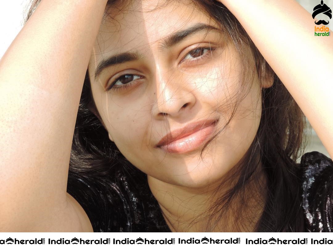 Sri Divya Latest Cute Photos without any makeup due to Corona Lockdown