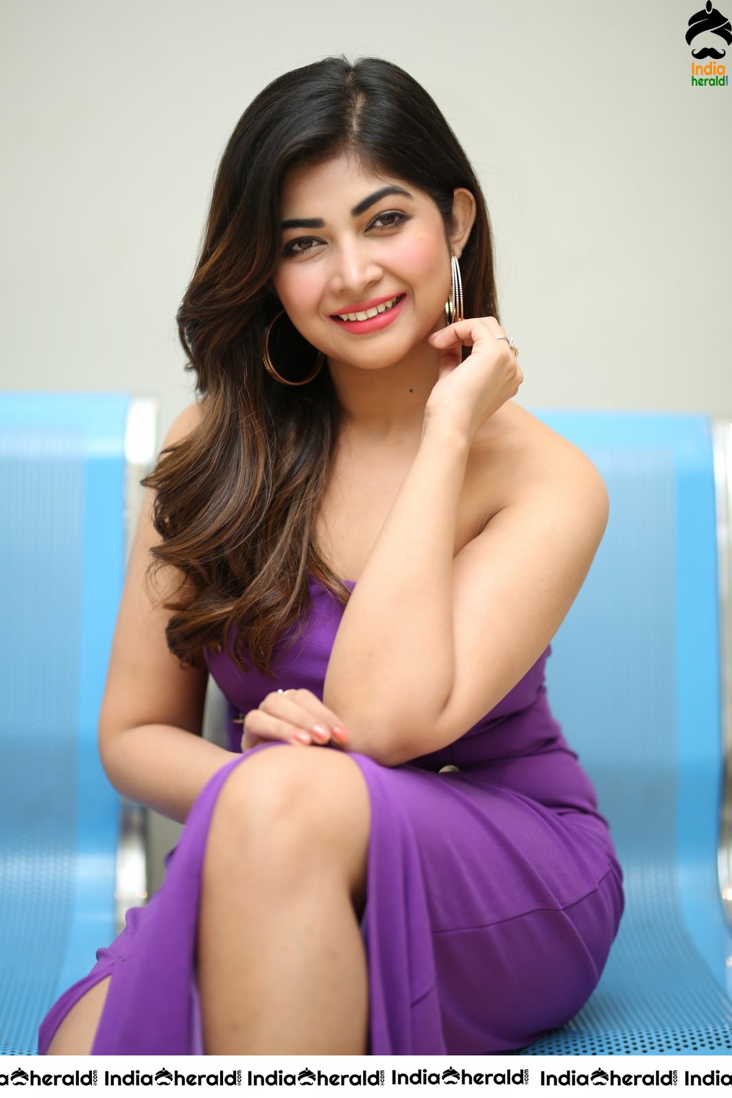 Srijitaa Ghosh is too sexy in this Purple attire Set 2