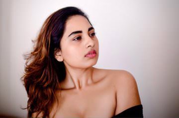 Srushti Dange Hot and Sensuous Photoshoot