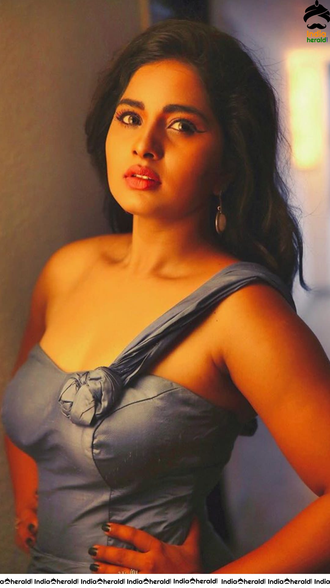 1080px x 1920px - Srushti Dange Latest Hot Photoshoot Clicks