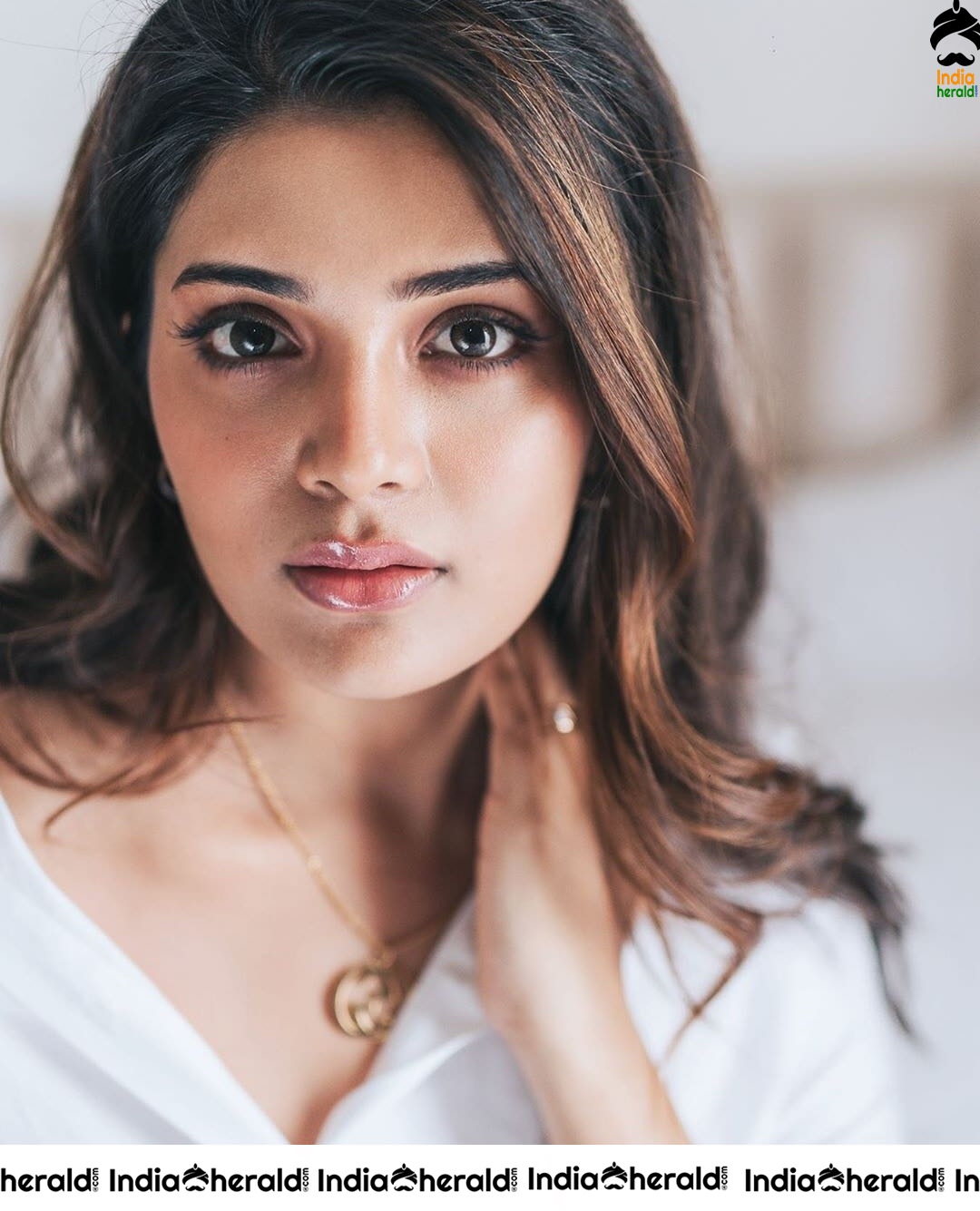 Stunning New Clicks of Aathmikaa