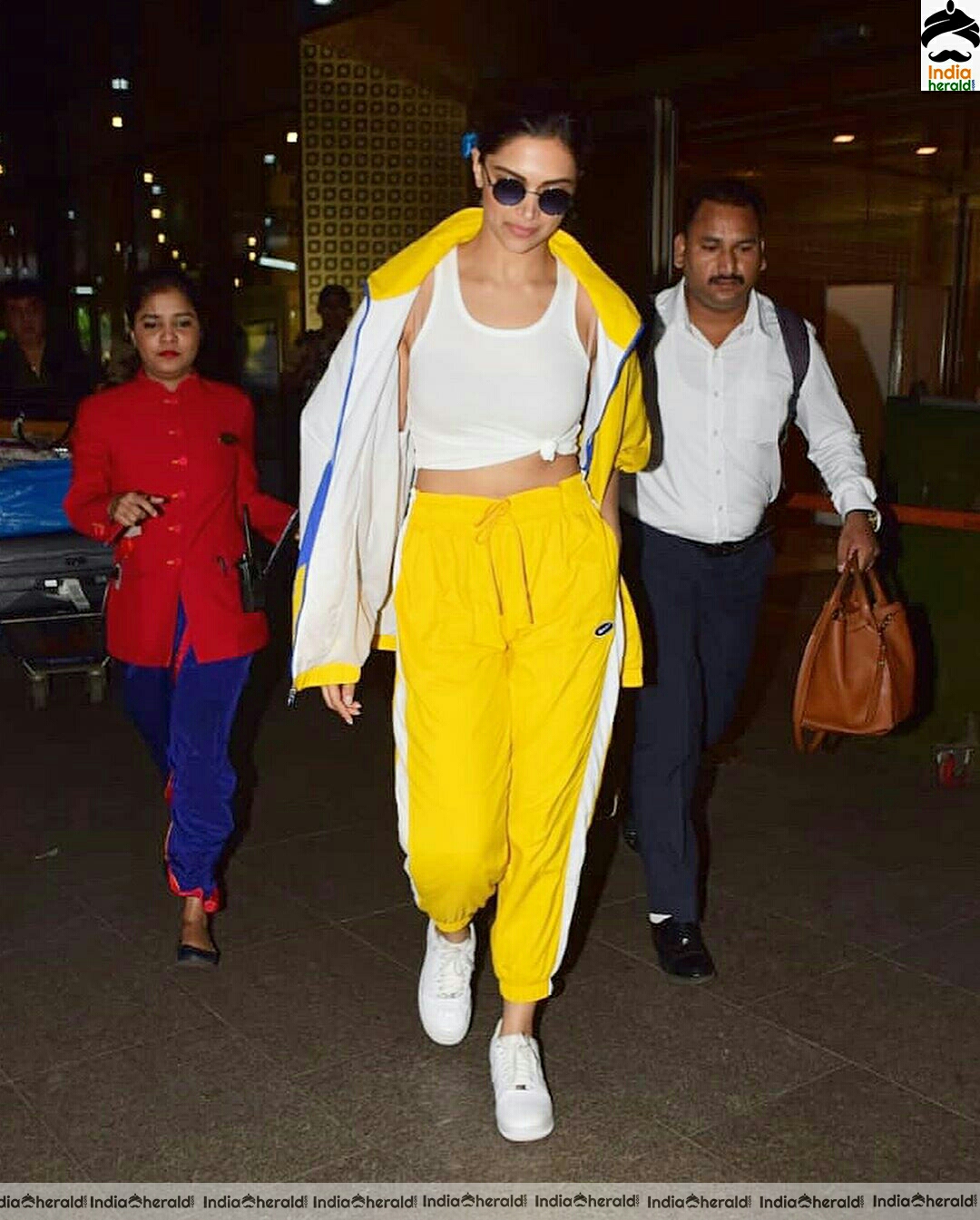 Stylish Deepika Padukone Hot In Airport