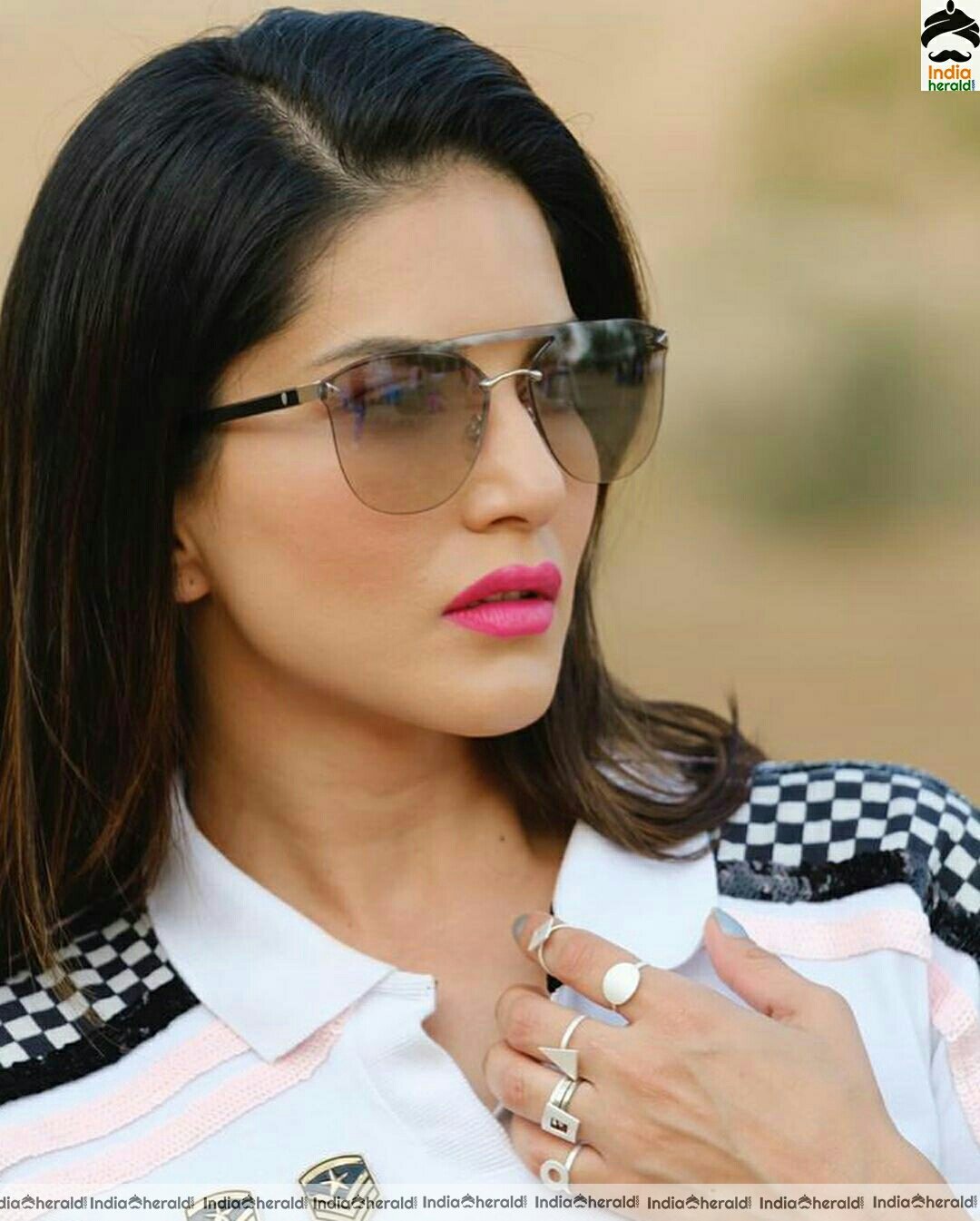 Sunny Leone latest Hot Photo Stills