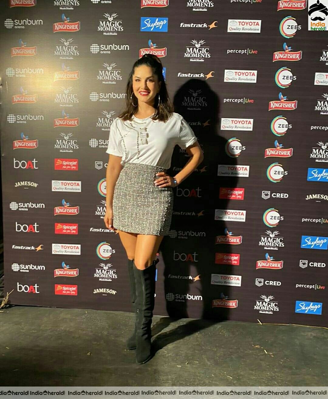 Sunny Leone latest Hot Photo Stills