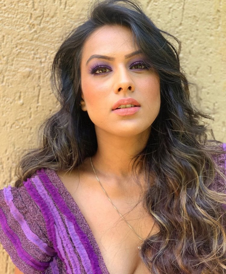 Super Hot Nia Sharma latest stills