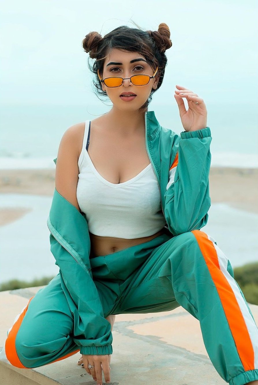 Super Hot Ruma sharma Latest Pictures