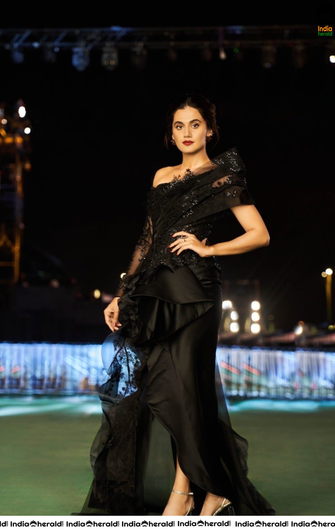 Taapsee clicked at Zee Cine Awards 2020