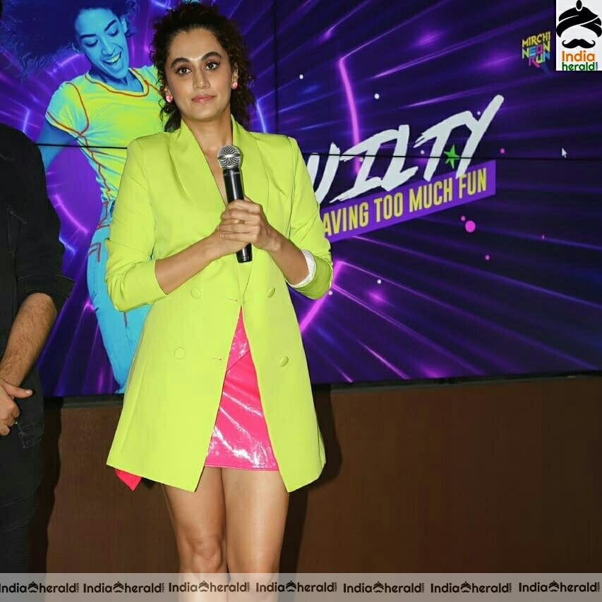 Taapsee Pannu Announced The 5th Edition Of Mirchi Neon Run
