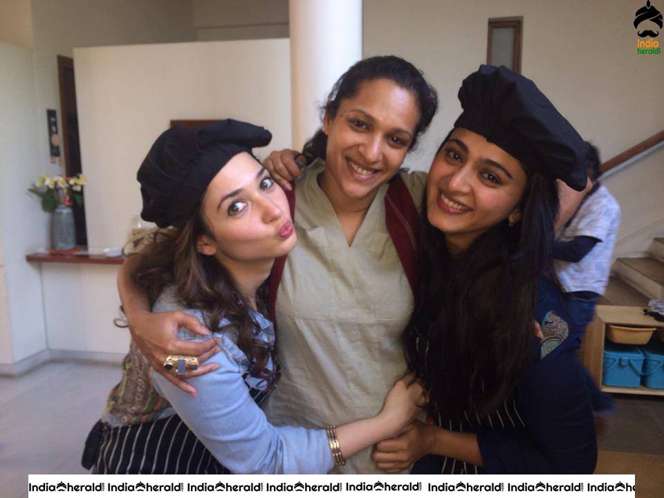 Tamanna Behind The Screen Photos Collection