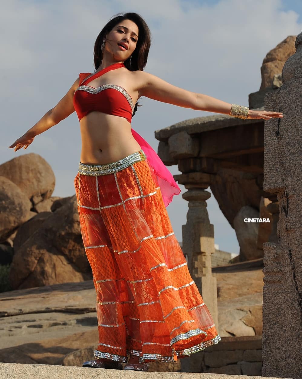 Tamannaah Bhatia Gets Hot With Chay