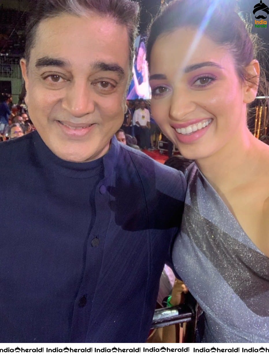 Tamannaah has a Fan Girl Moment as she took Selfies with Stalwarts in the Film Industry