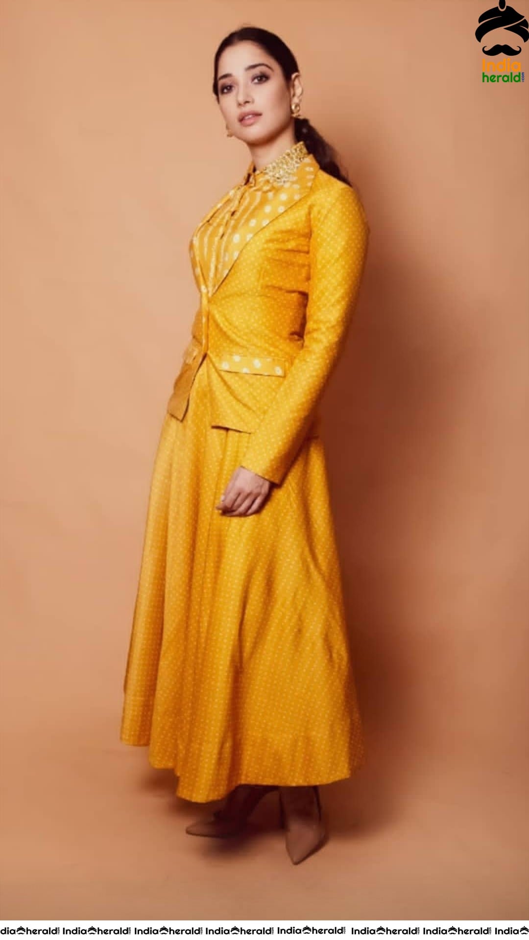 Tamannaah looking Gorgeous during Sye Raa Promotions