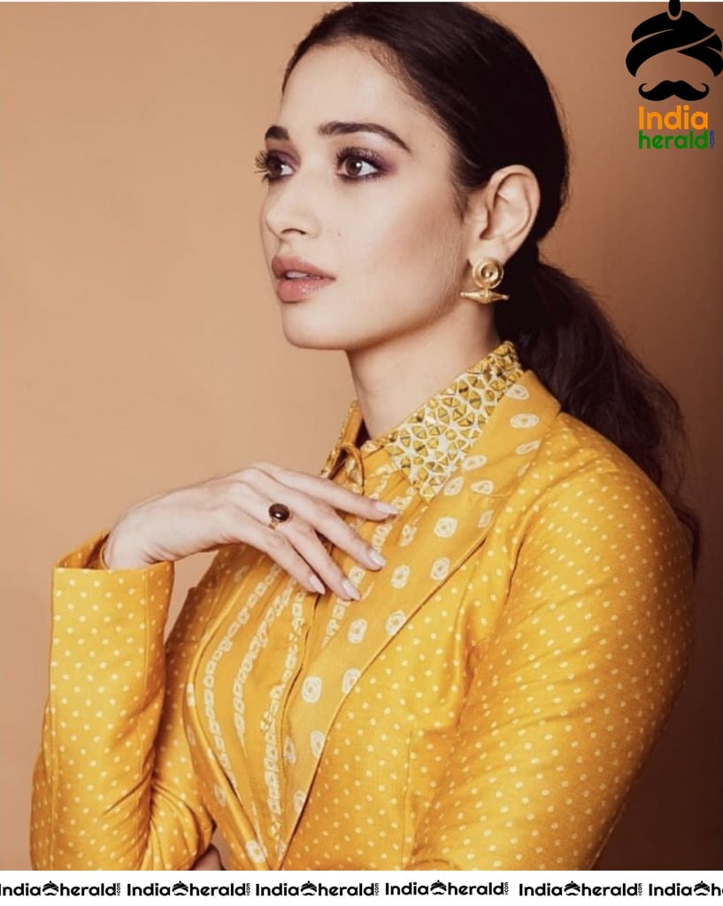 Tamannaah looking Gorgeous during Sye Raa Promotions