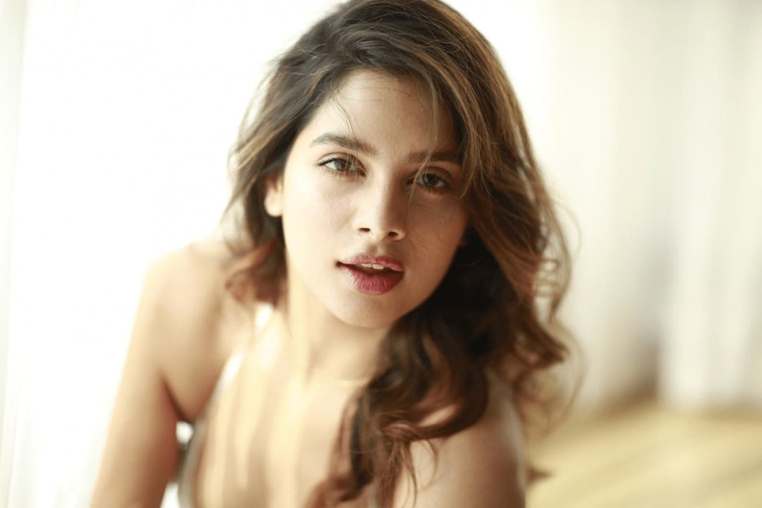 Tantalizing Tanya Hope Hot Photoshoot Pics