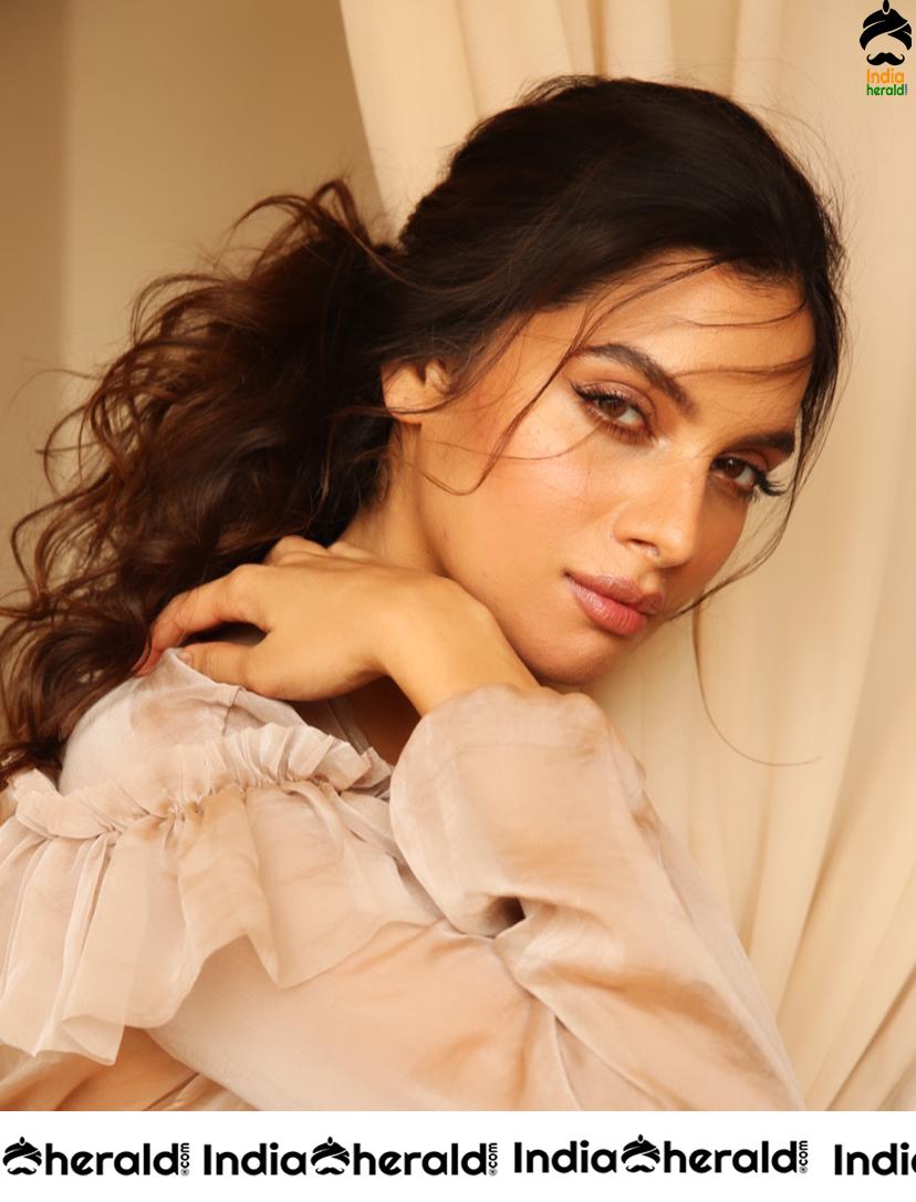 Tanya Hope Latest Hot Photoshoot Clicks