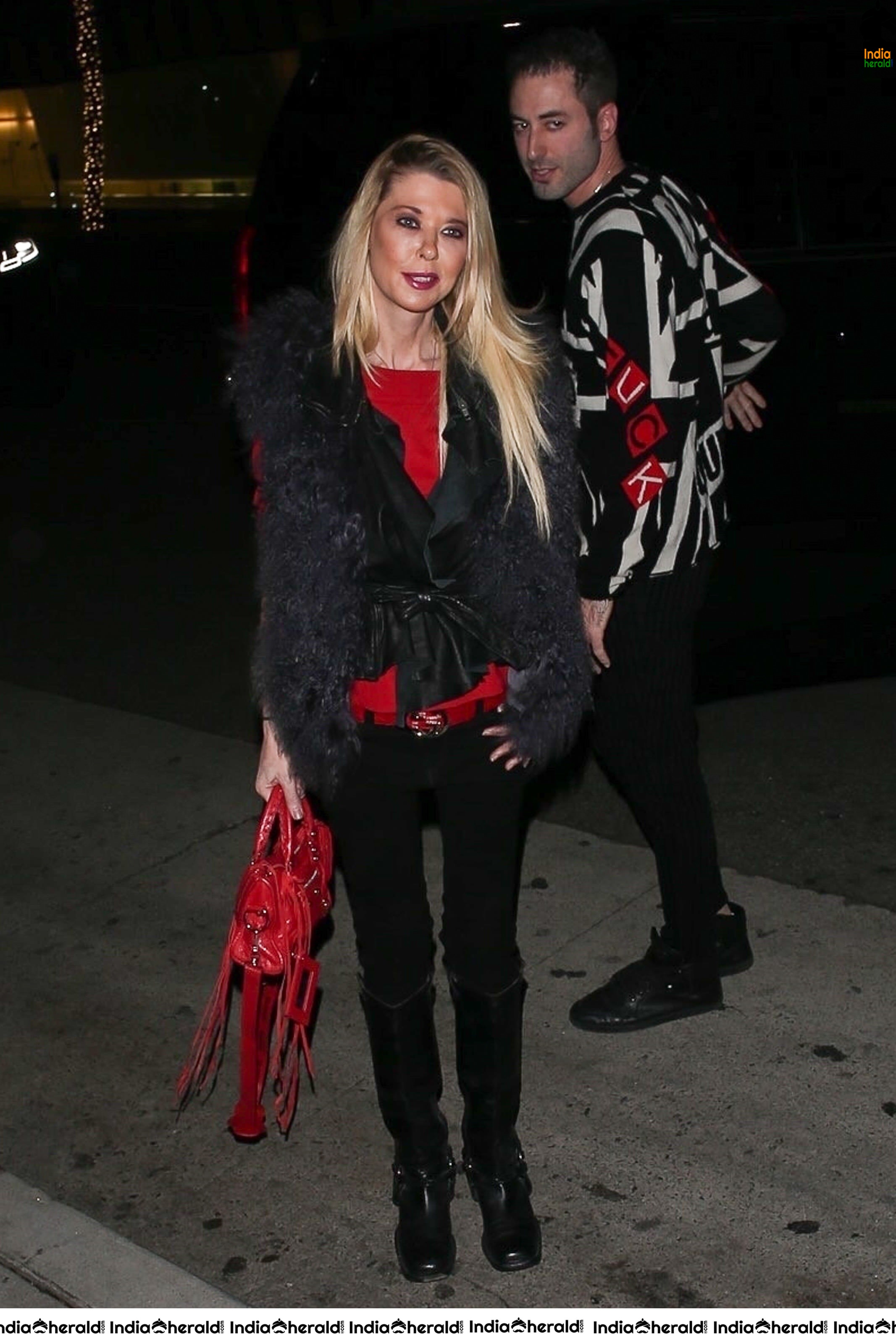 Tara Reid heading in for dinner at Madeo in Beverly Hills