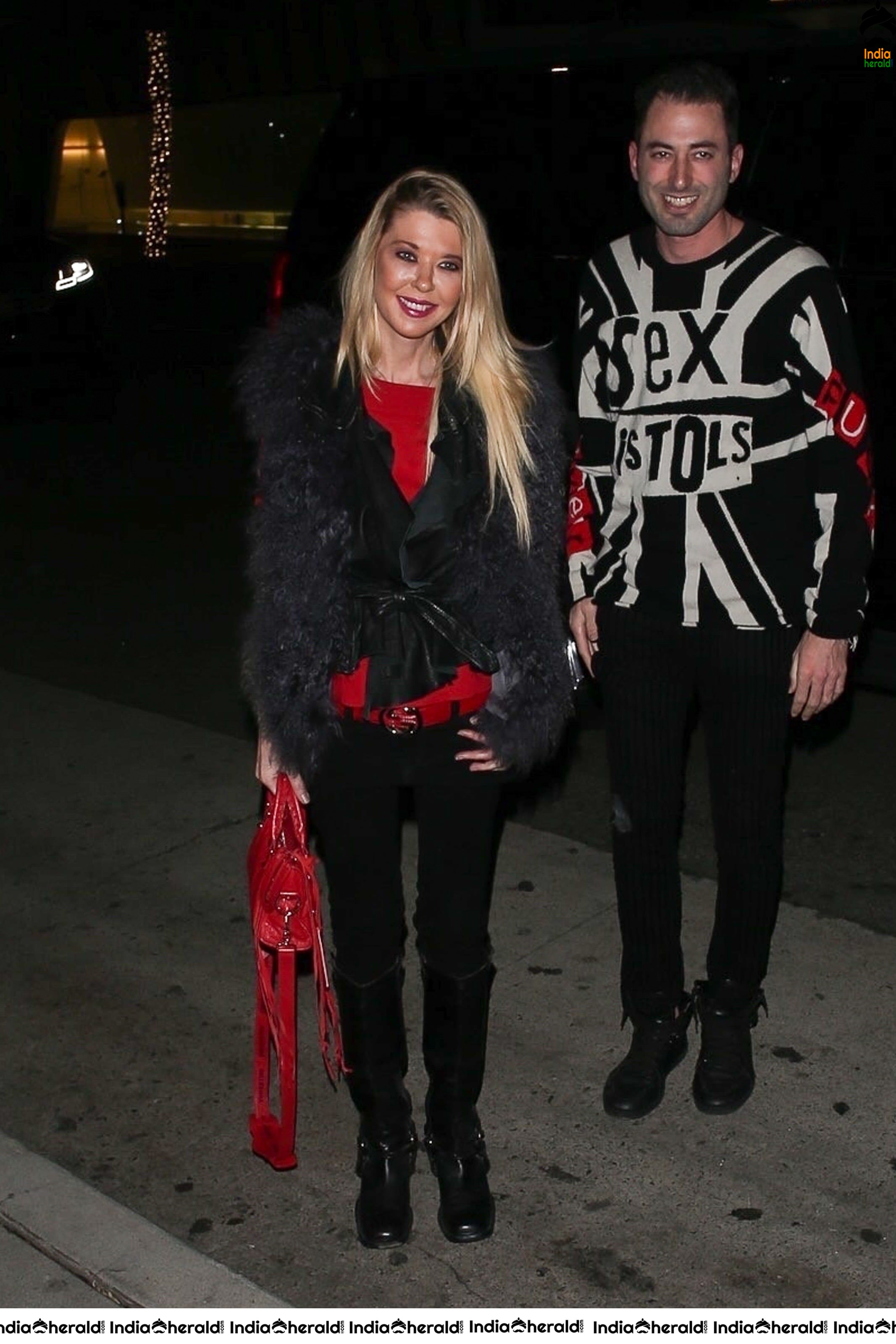 Tara Reid heading in for dinner at Madeo in Beverly Hills