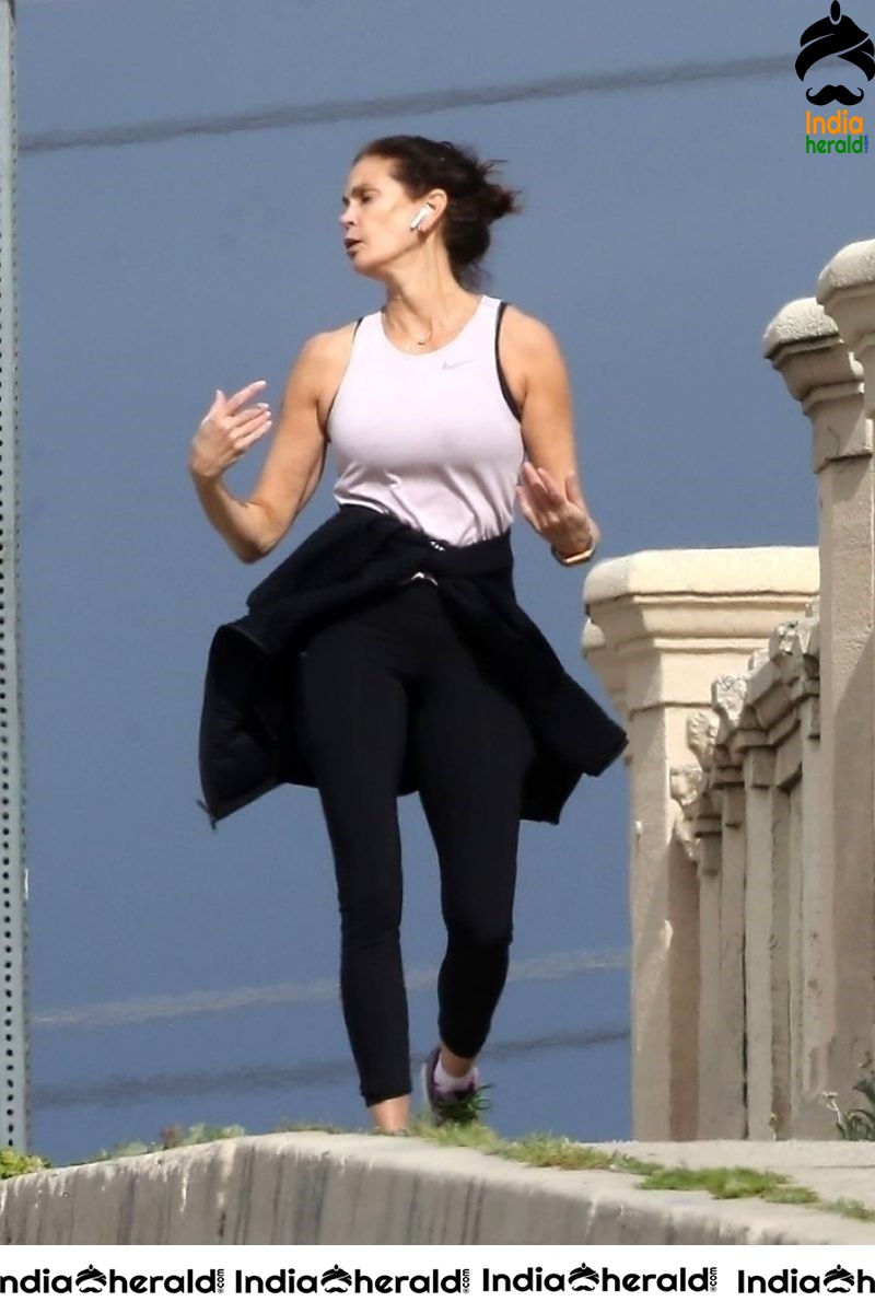 Teri Hatcher Out exercising in Los Angeles despite lockdown