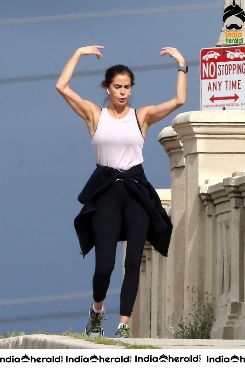 Teri Hatcher Out exercising in Los Angeles despite lockdown