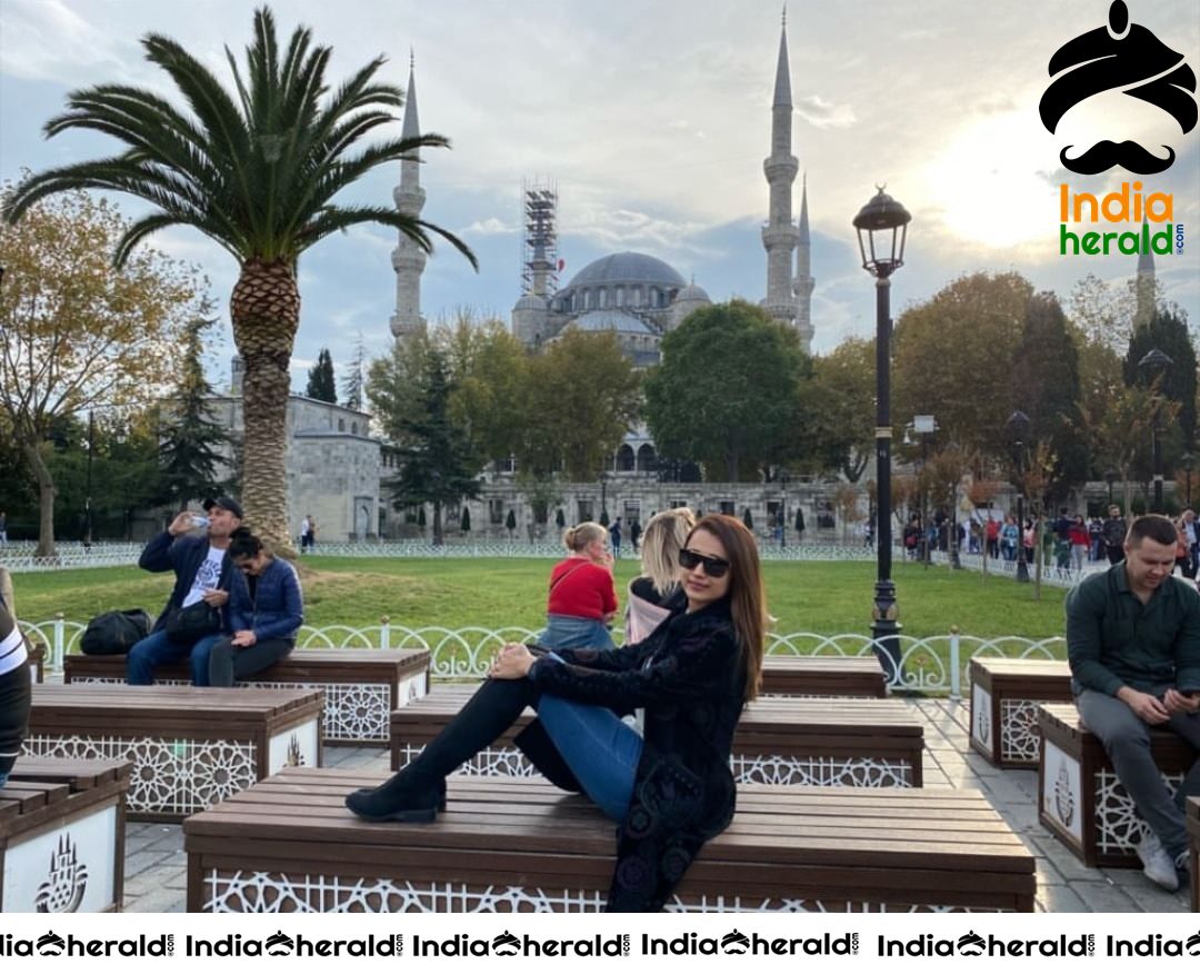 Trisha continues her vacation at Istanbul