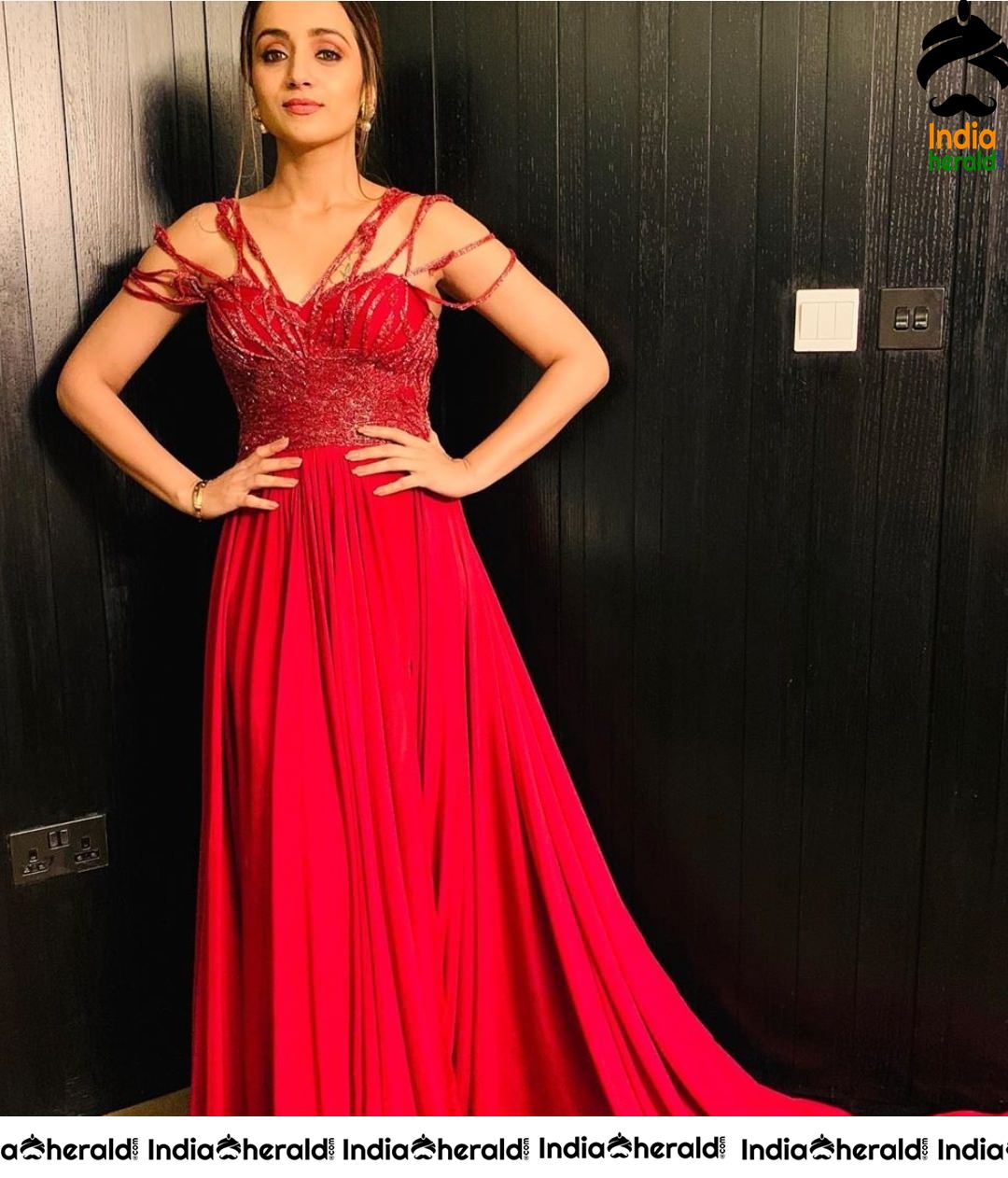 Trisha Looking Red Hot in these glittering Attire
