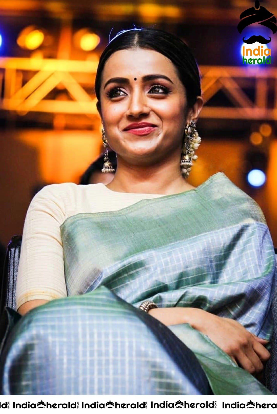 Trisha Looking So Beauteous with Bindhi and Jasmine Flowers