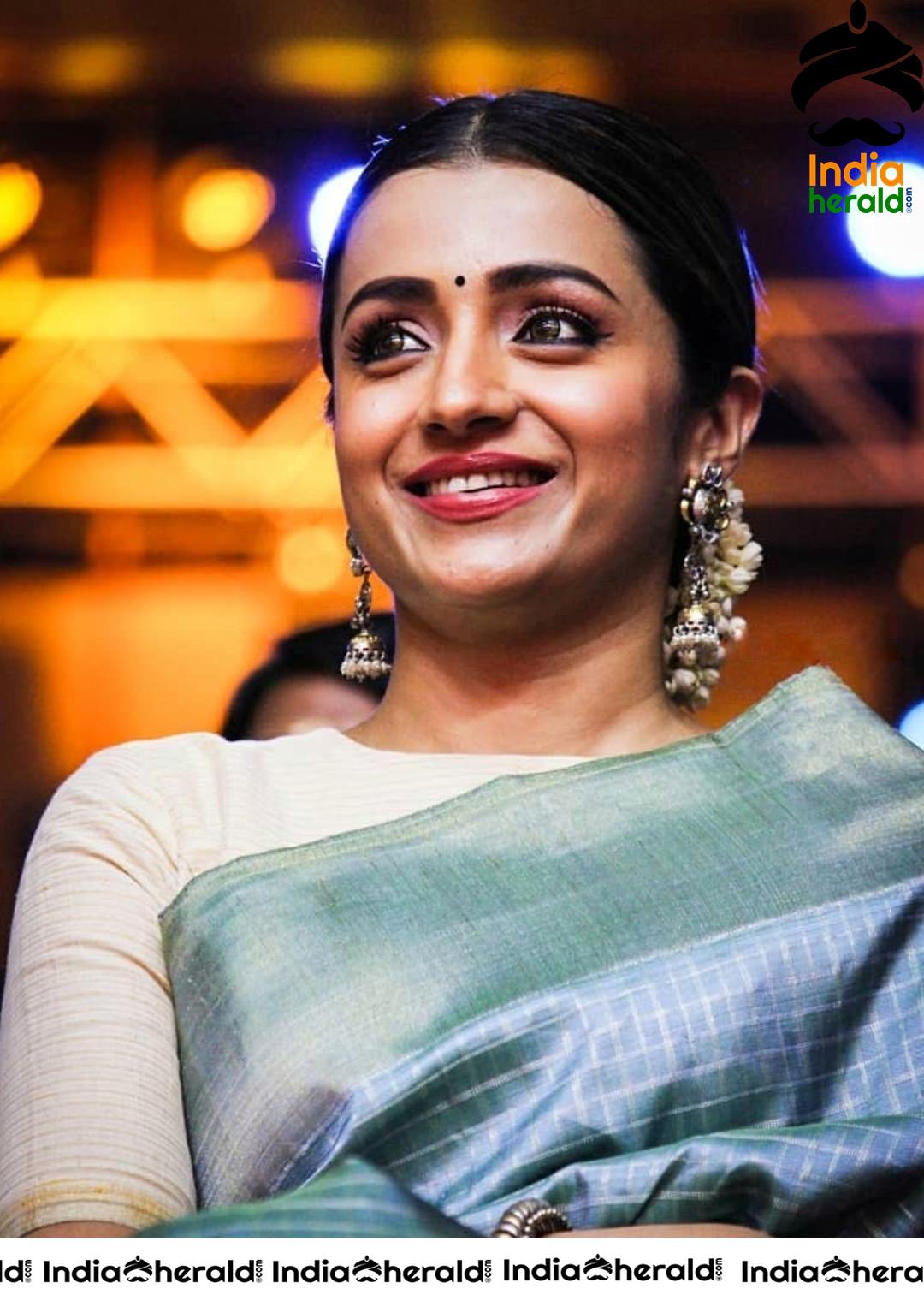 Trisha Looking So Beauteous with Bindhi and Jasmine Flowers