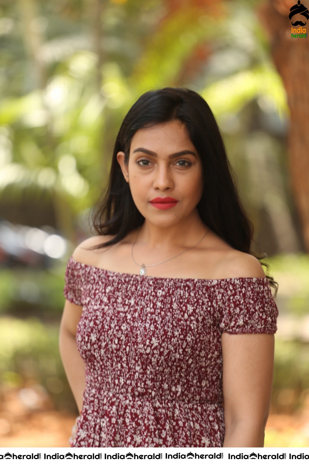 Trishna Mukherjee is too pretty in these press interview Photos