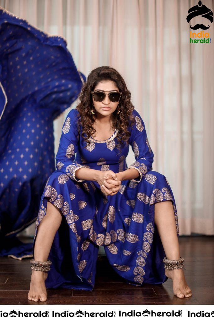 TV Actress Neelima Latest Hot Contrasting Photoshoot