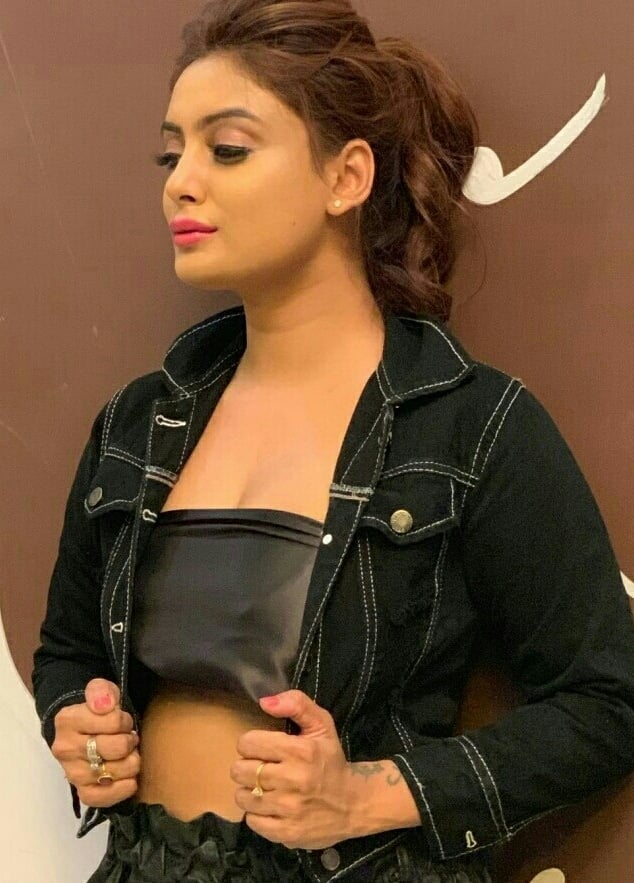 Twinkle Kapoor Cute New Stills