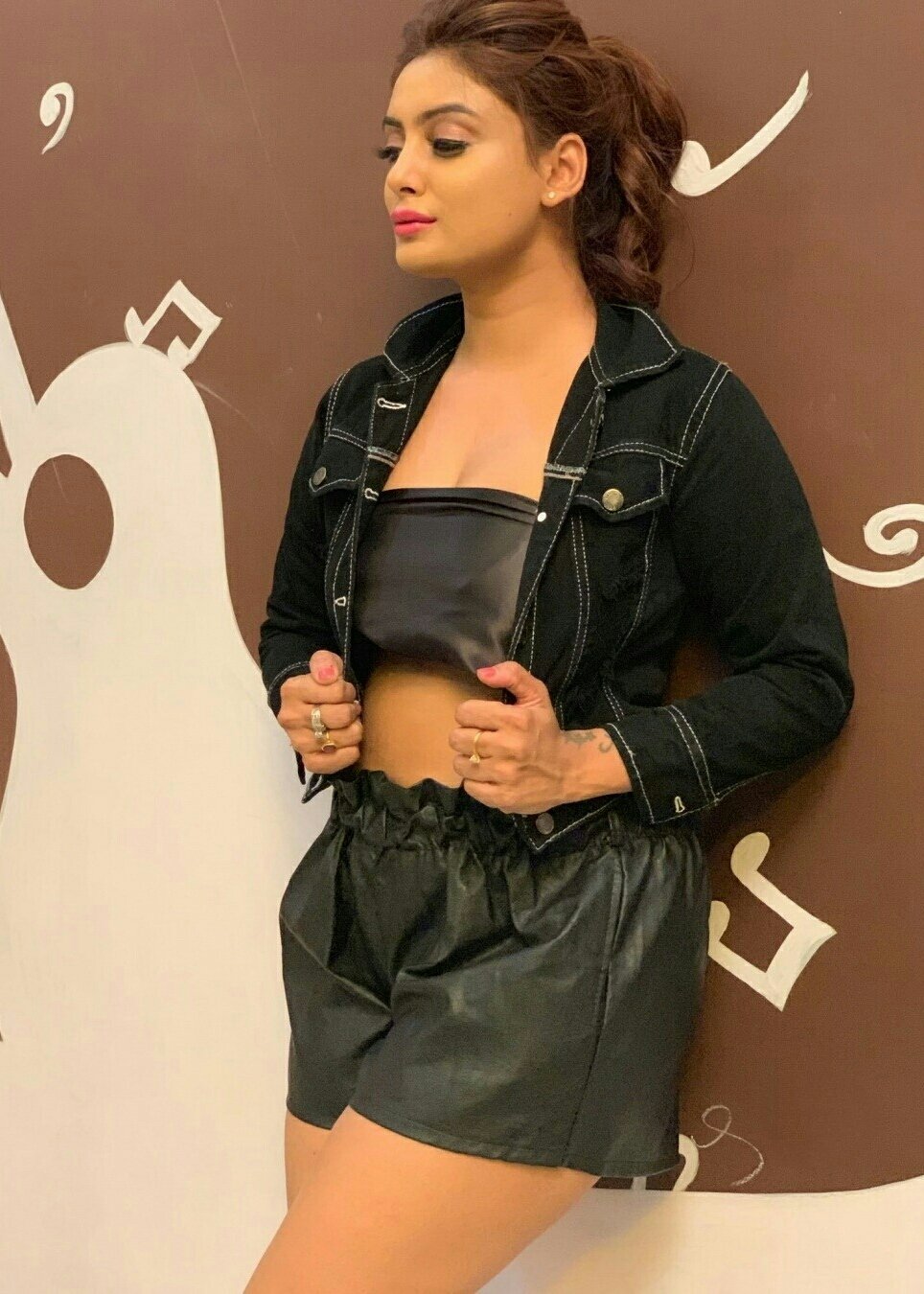 Twinkle Kapoor Cute New Stills