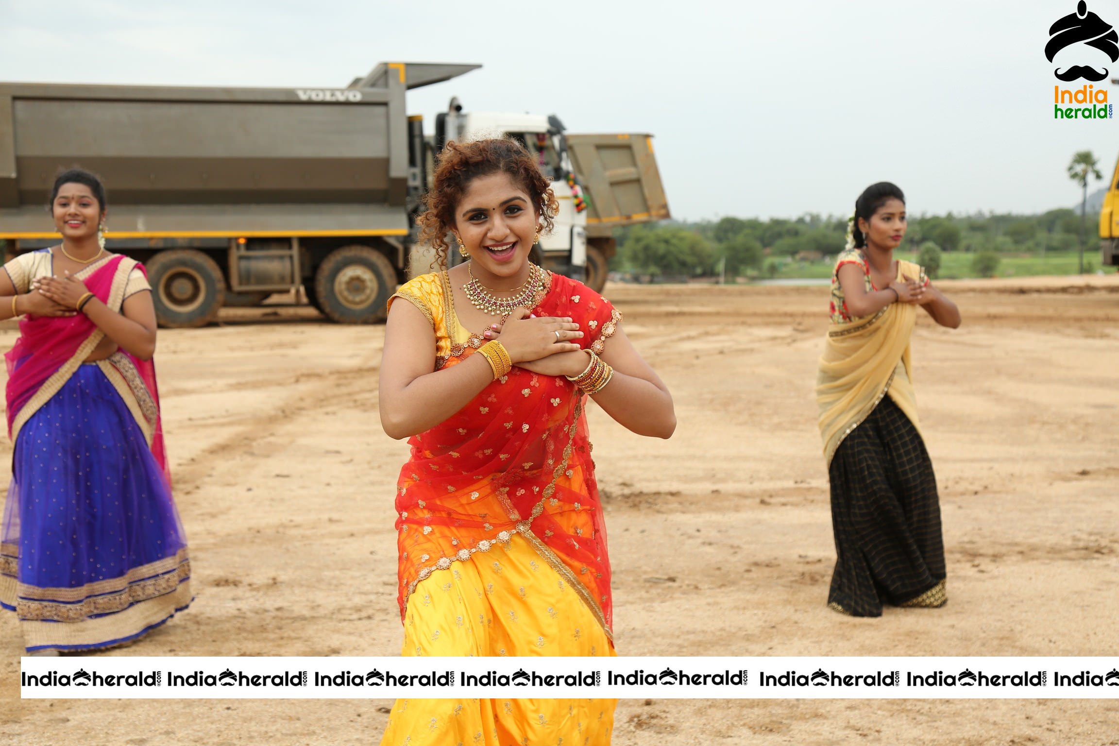 ULLAALA ULLAALA Movie Actress Noorin Stills Set 3