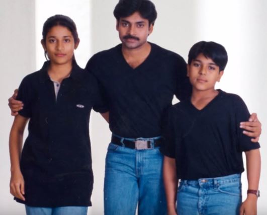 Unseen And Rare Photos Of Pawan Kalyan On His 48th Birthday Set 3