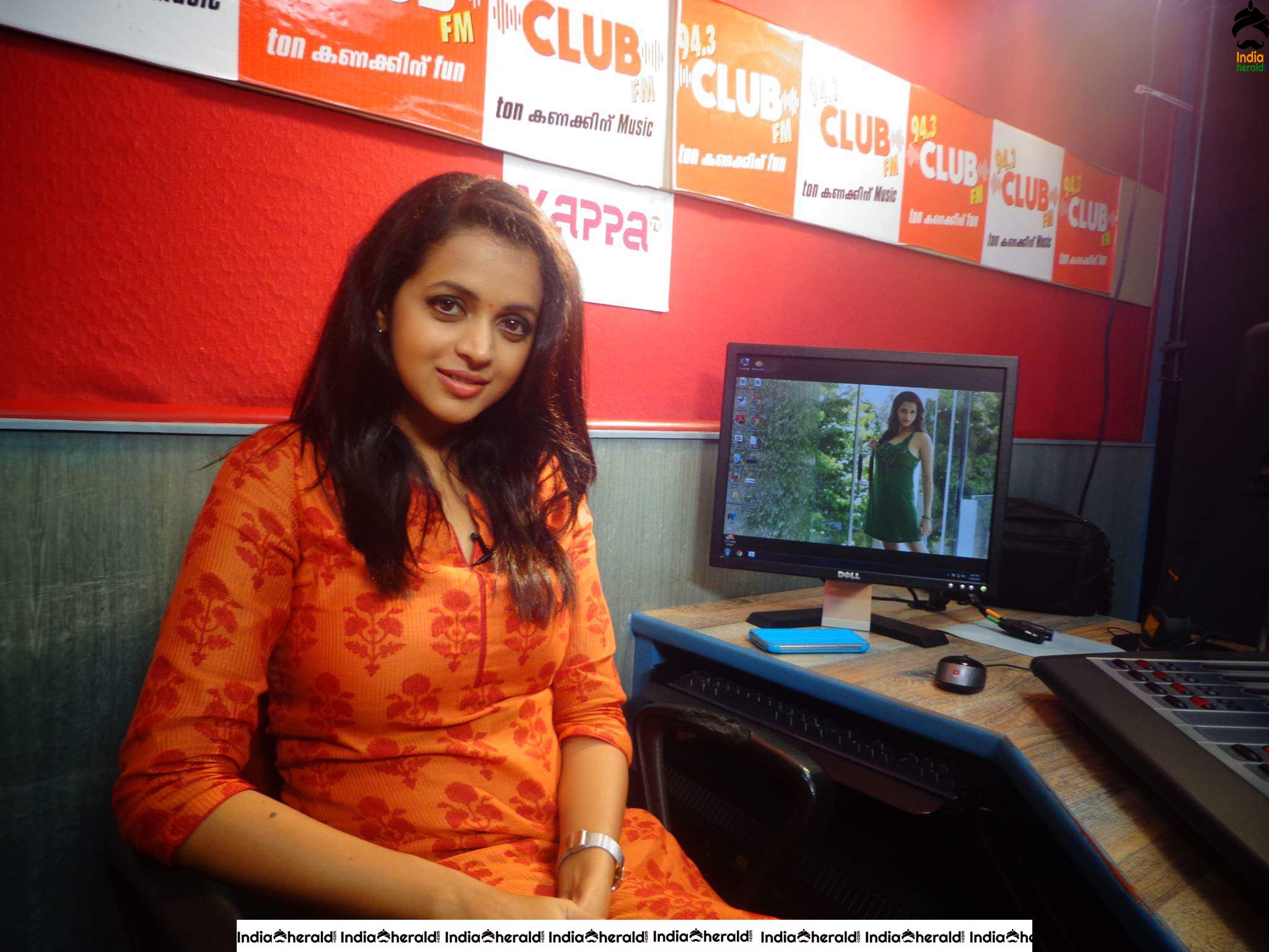 Unseen Photos of Bhavana Menon Set 3