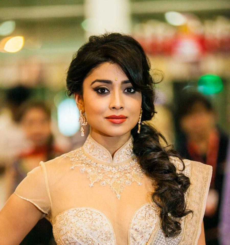 Unseen Rare Photos Of Shriya Saran