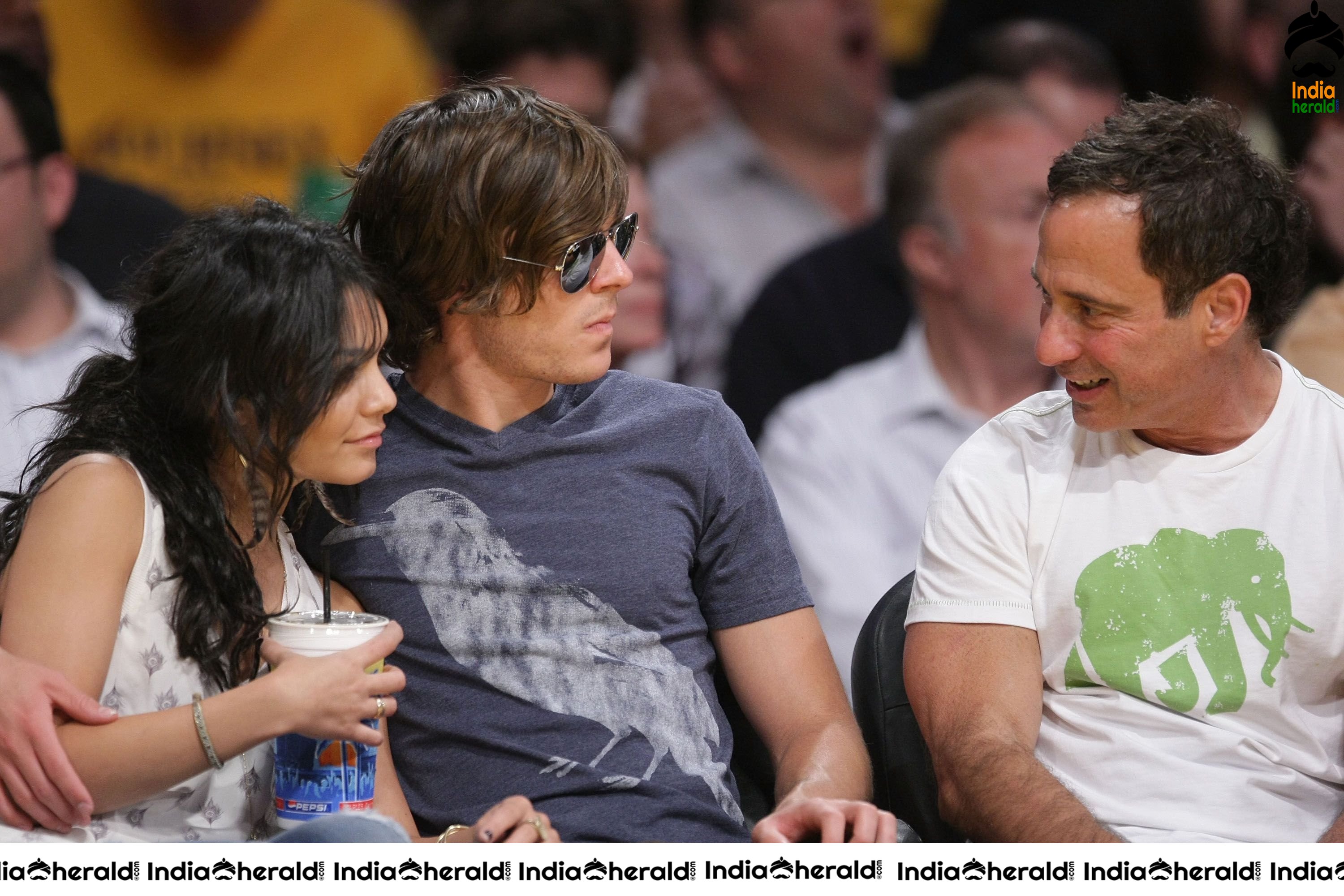 Vanessa Hudgens enjoys a NBA Game between LA Lakers and Utah with her Boyfriend