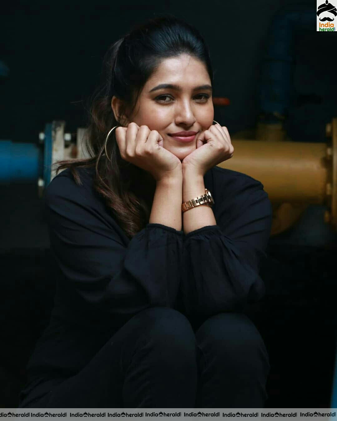 Vani Bhojan latest Cute Photo Stills