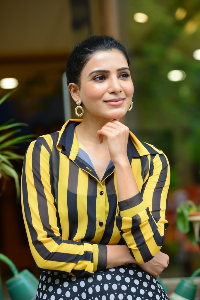 Various Hot Looks Of Samantha During Oh Baby Promotions