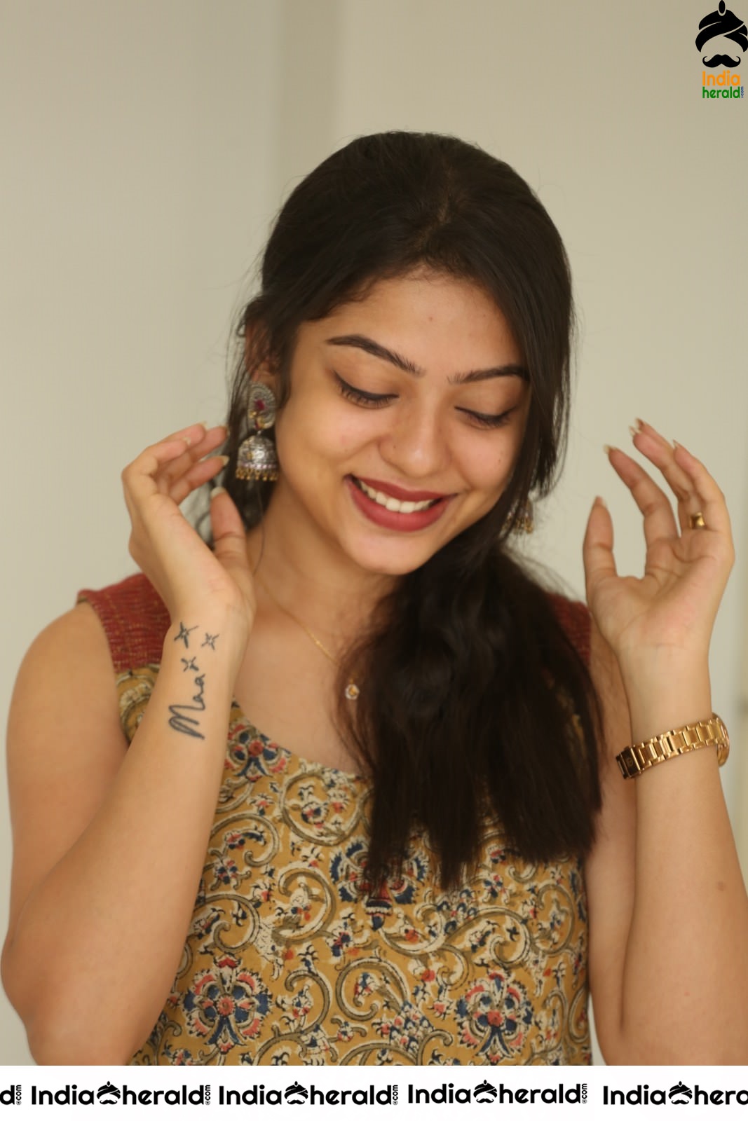 Varsha Bollamma Latest Cute Photos Set 1