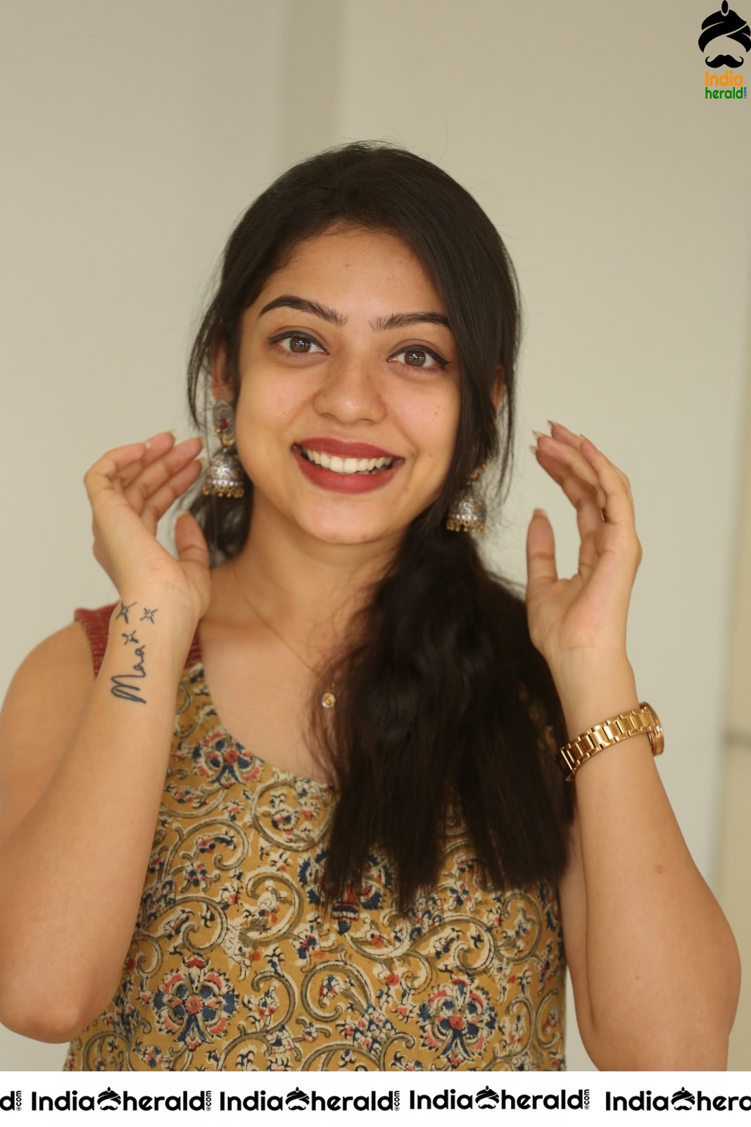 Varsha Bollamma Latest Cute Photos Set 1