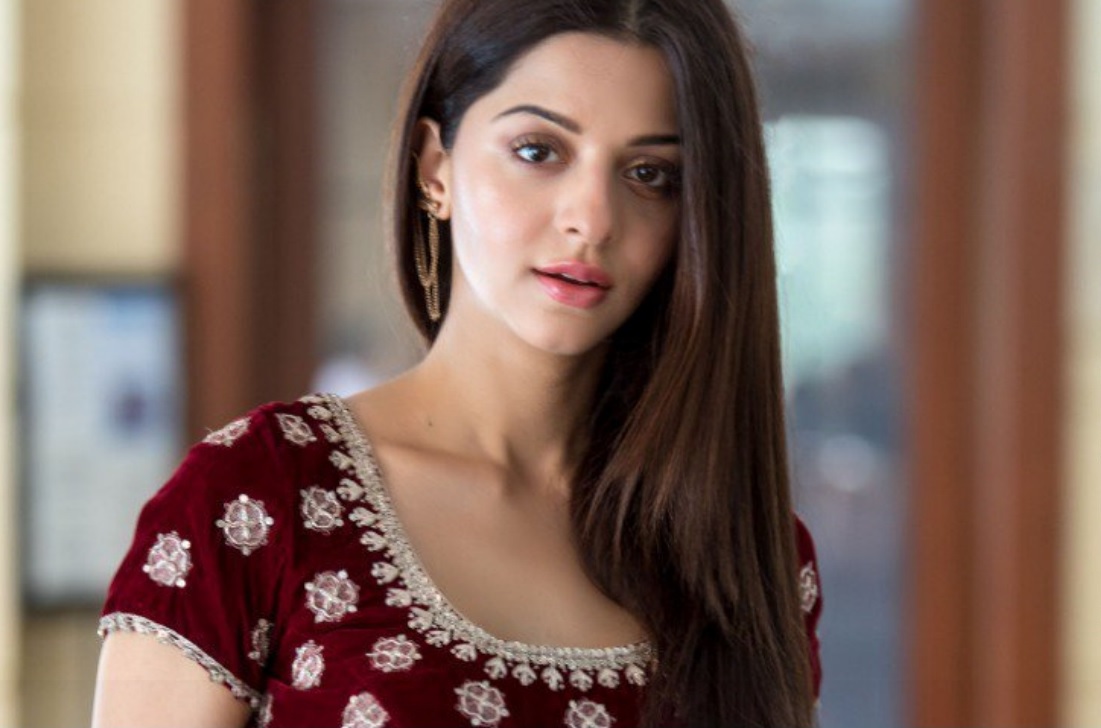 Vedhika Elegant Hot New Stills