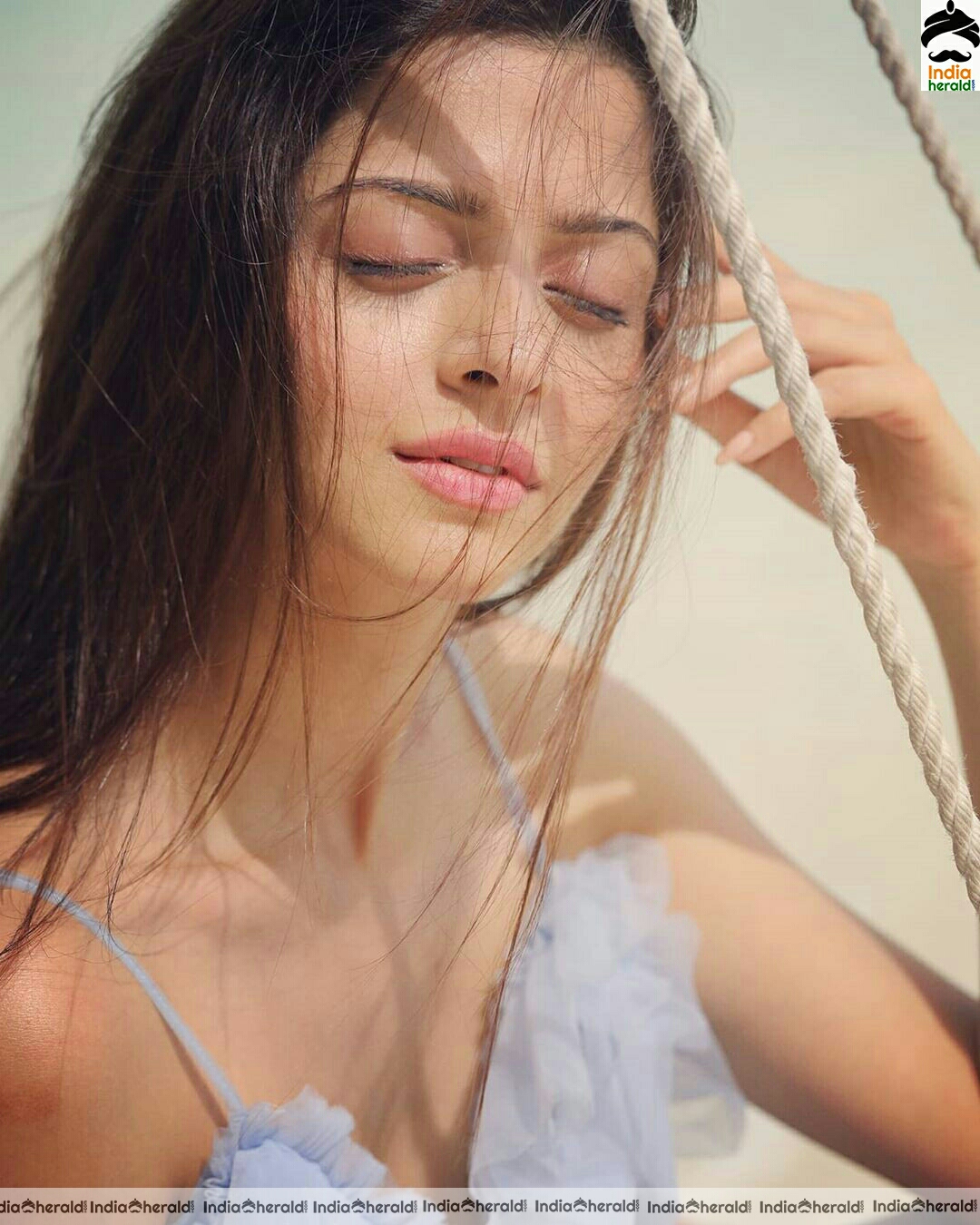 Vedika looking like a beach babe in these vacation pics
