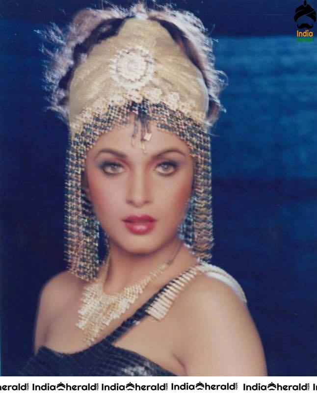 Veteran Actress Ramya Krishnan Hot Photos Collection from Early days Set 3