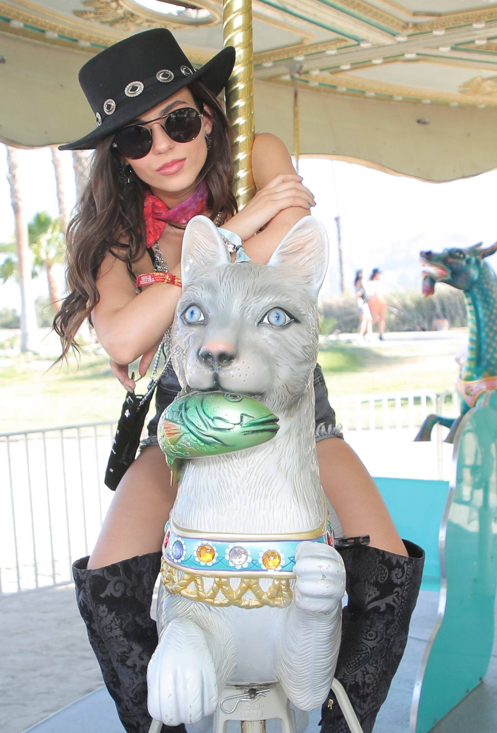 Victoria Justice At Revolve Party Coachella Valley Music And Arts Festival