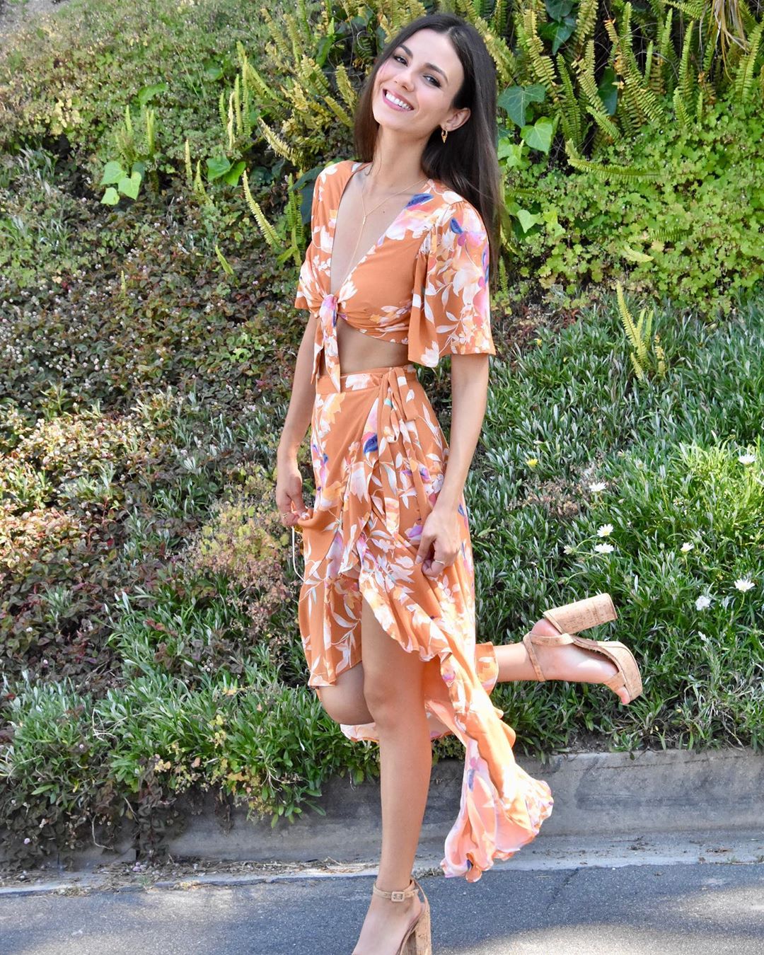 Victoria Justice Perfect Tempting Hot Photos