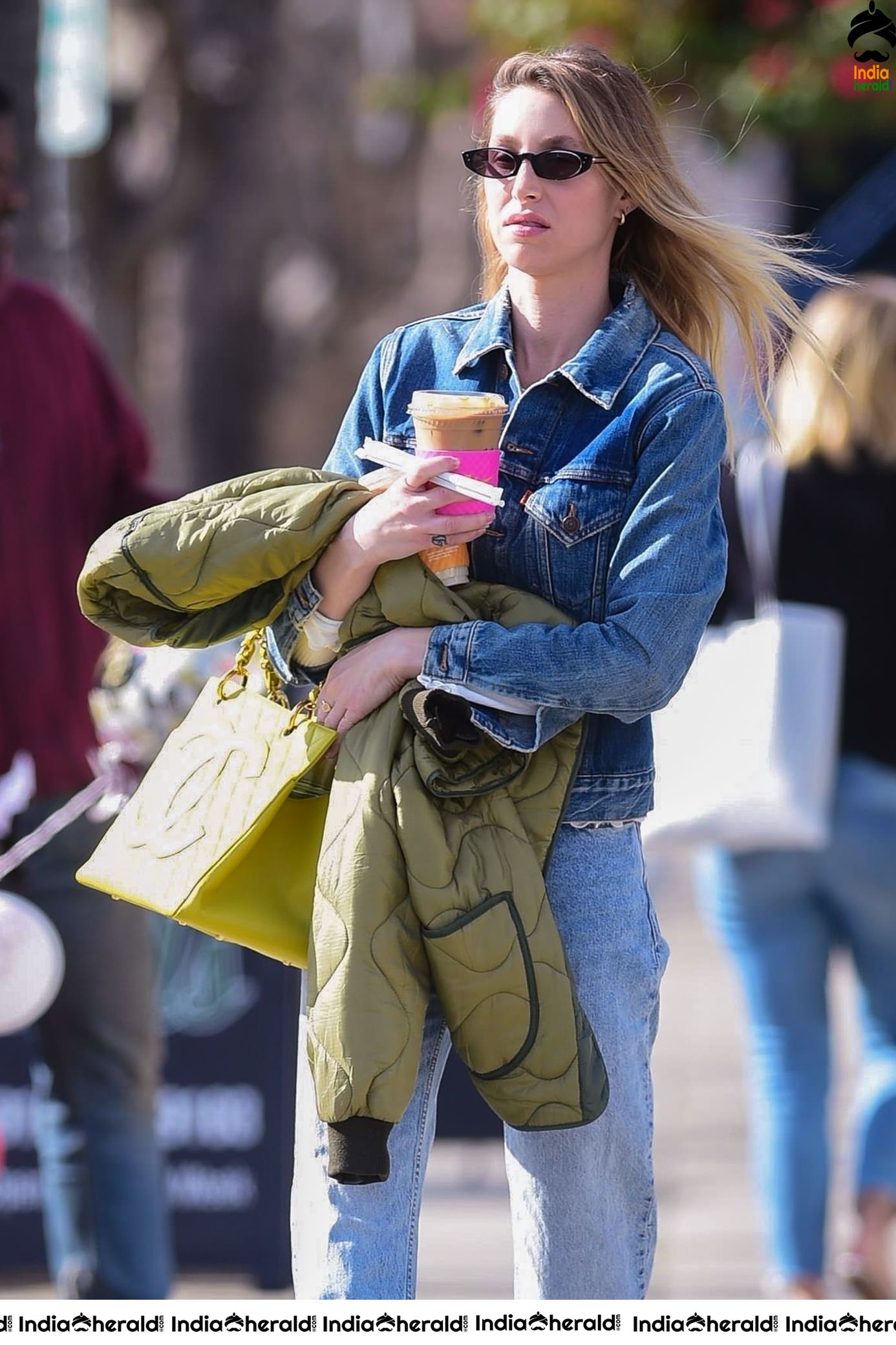 Whitney Port Out shopping in Studio City
