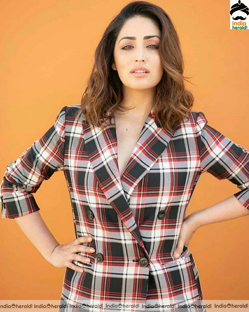 Yami Gautam Cute Short Dress Stills