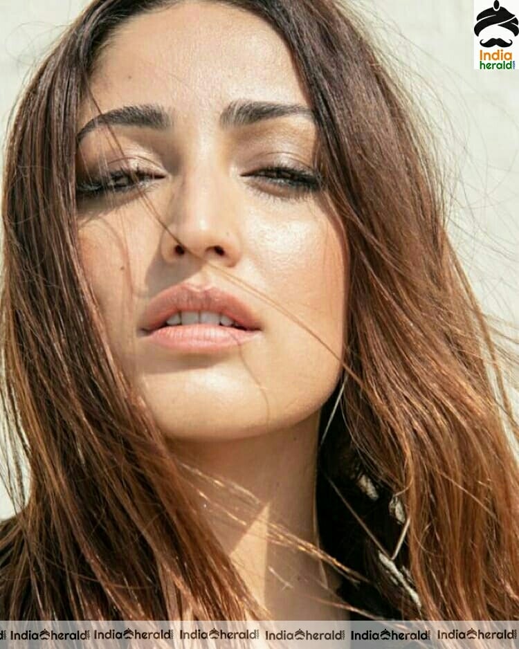 Yami Gautam Hot Black stills