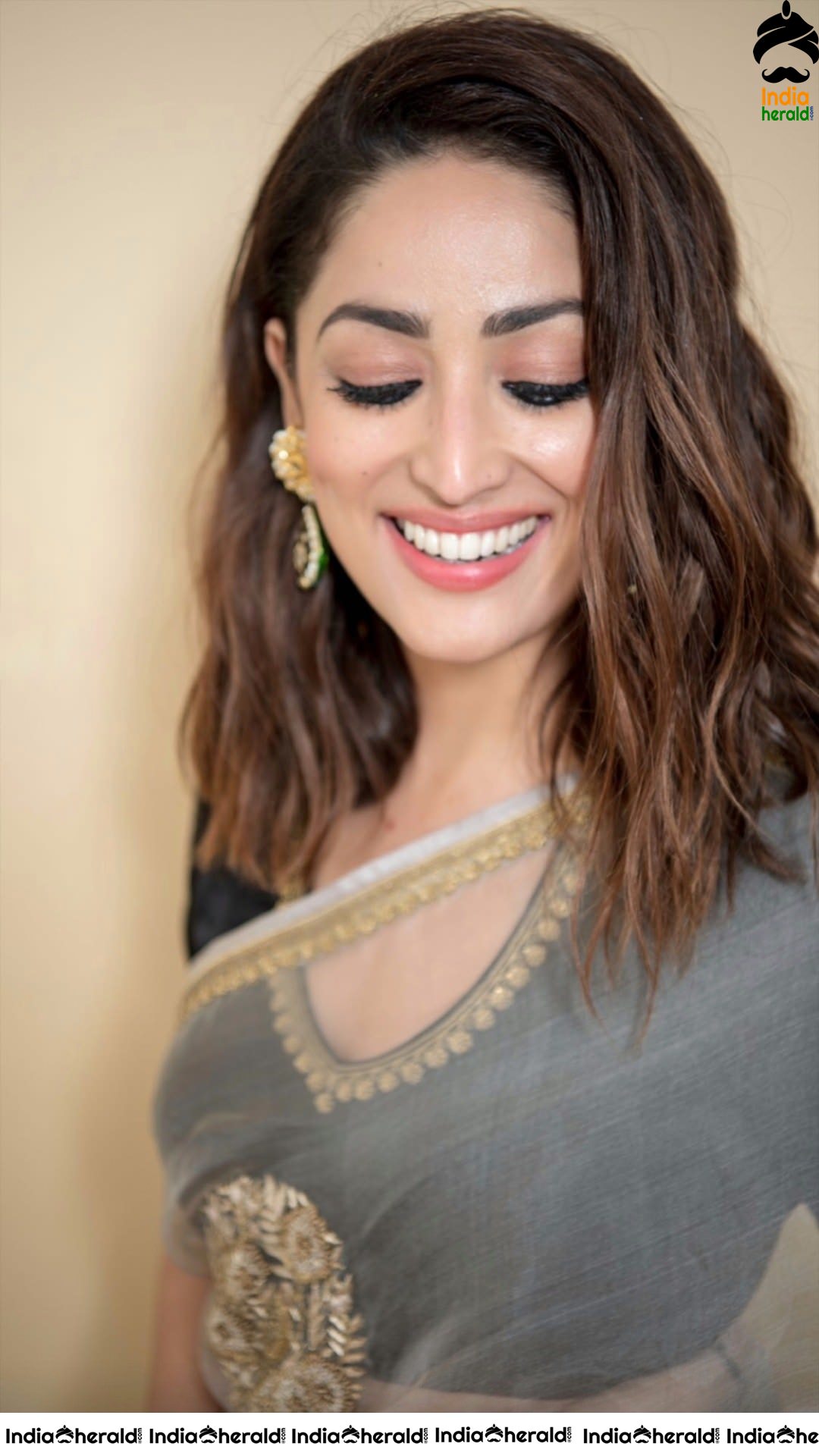 Yami Gautam in Transparent Saree at Lokmat Most Stylish awards 2019 Set 1